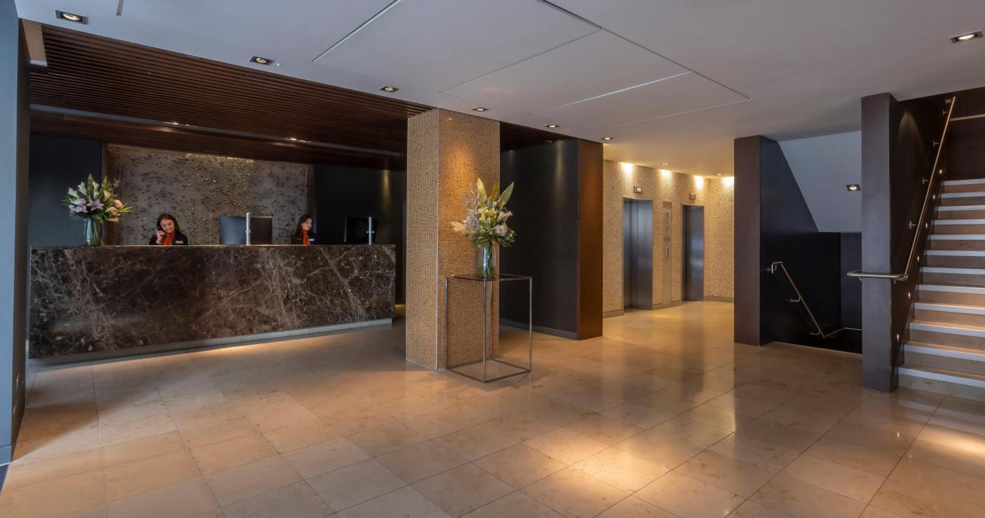 Clayton Hotel London Wall Екстер'єр фото