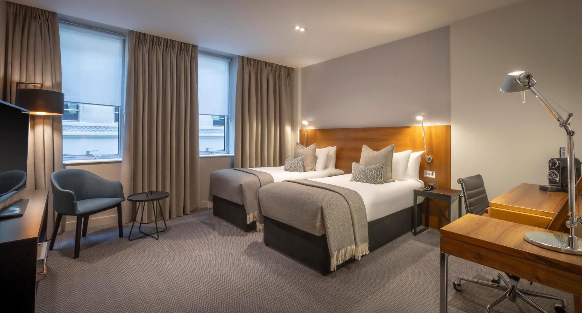 Clayton Hotel London Wall Екстер'єр фото